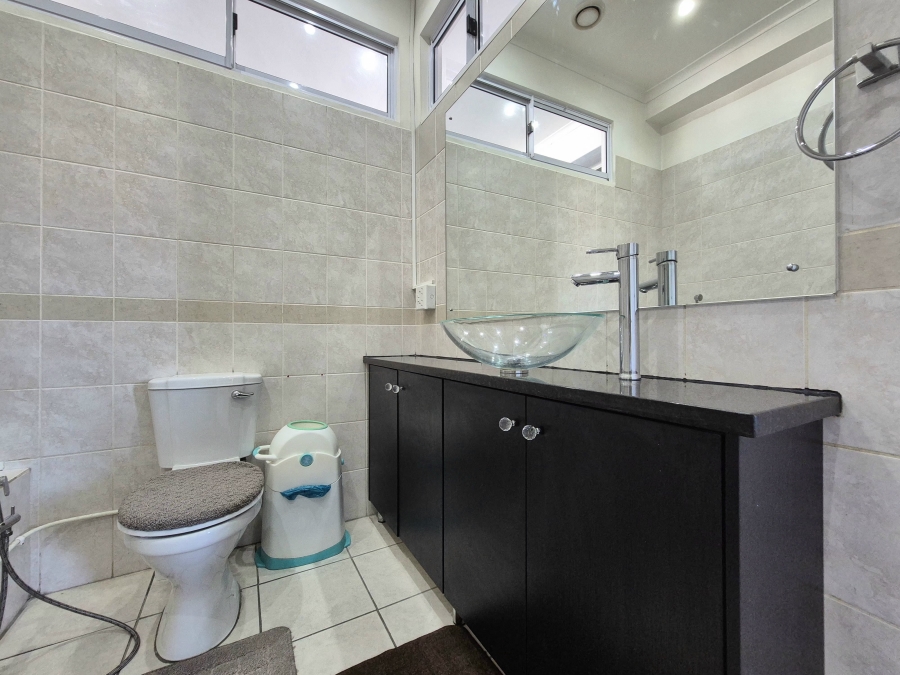 2 Bedroom Property for Sale in Wynberg Western Cape